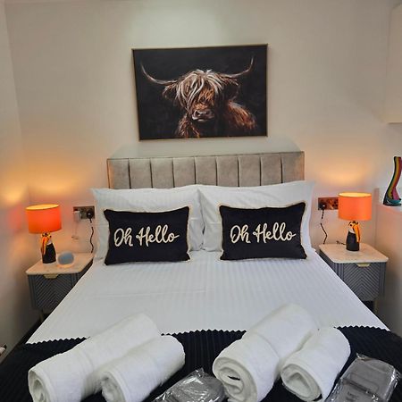 Heather Nook- Luxury Studio In พิทลอครี ภายนอก รูปภาพ